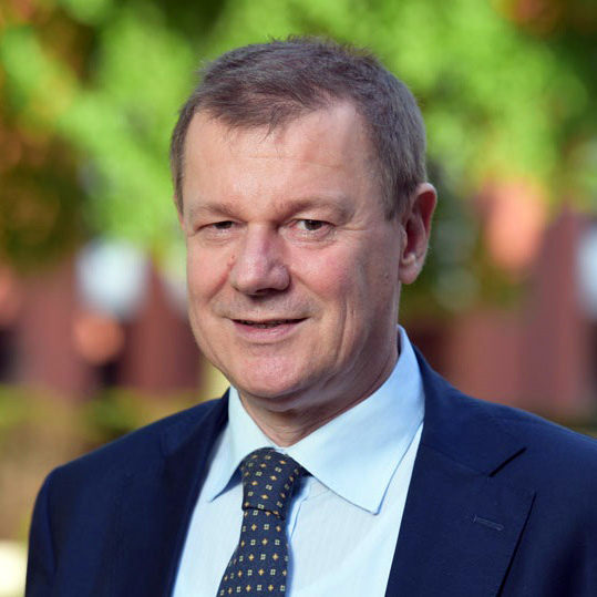 Dr. Markus Pieper